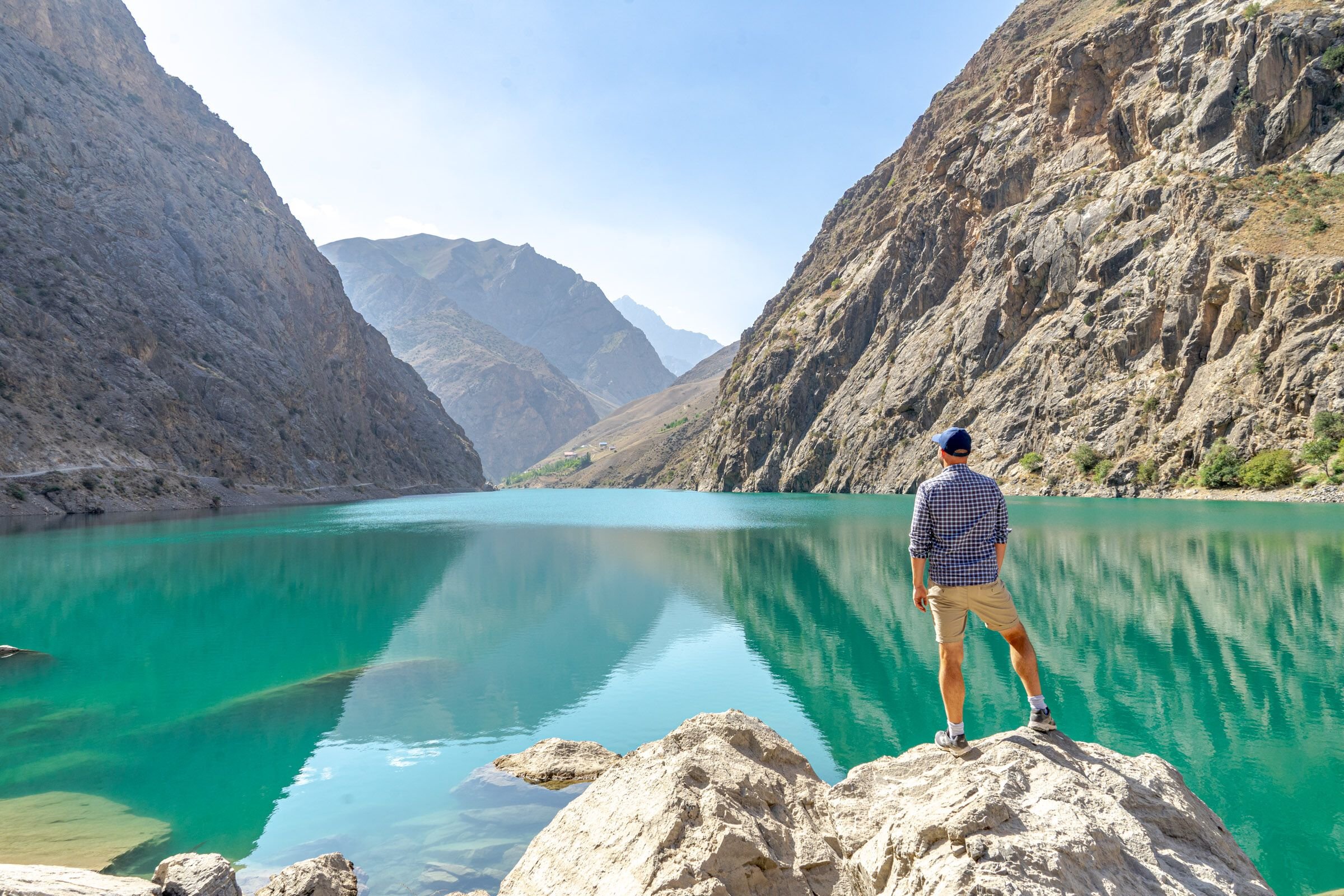 Таджикистан туризм. Семь озер Таджикистан. Пенджикент природа. Природа Таджикистана Пенджикент. Гармчашма Таджикистан.