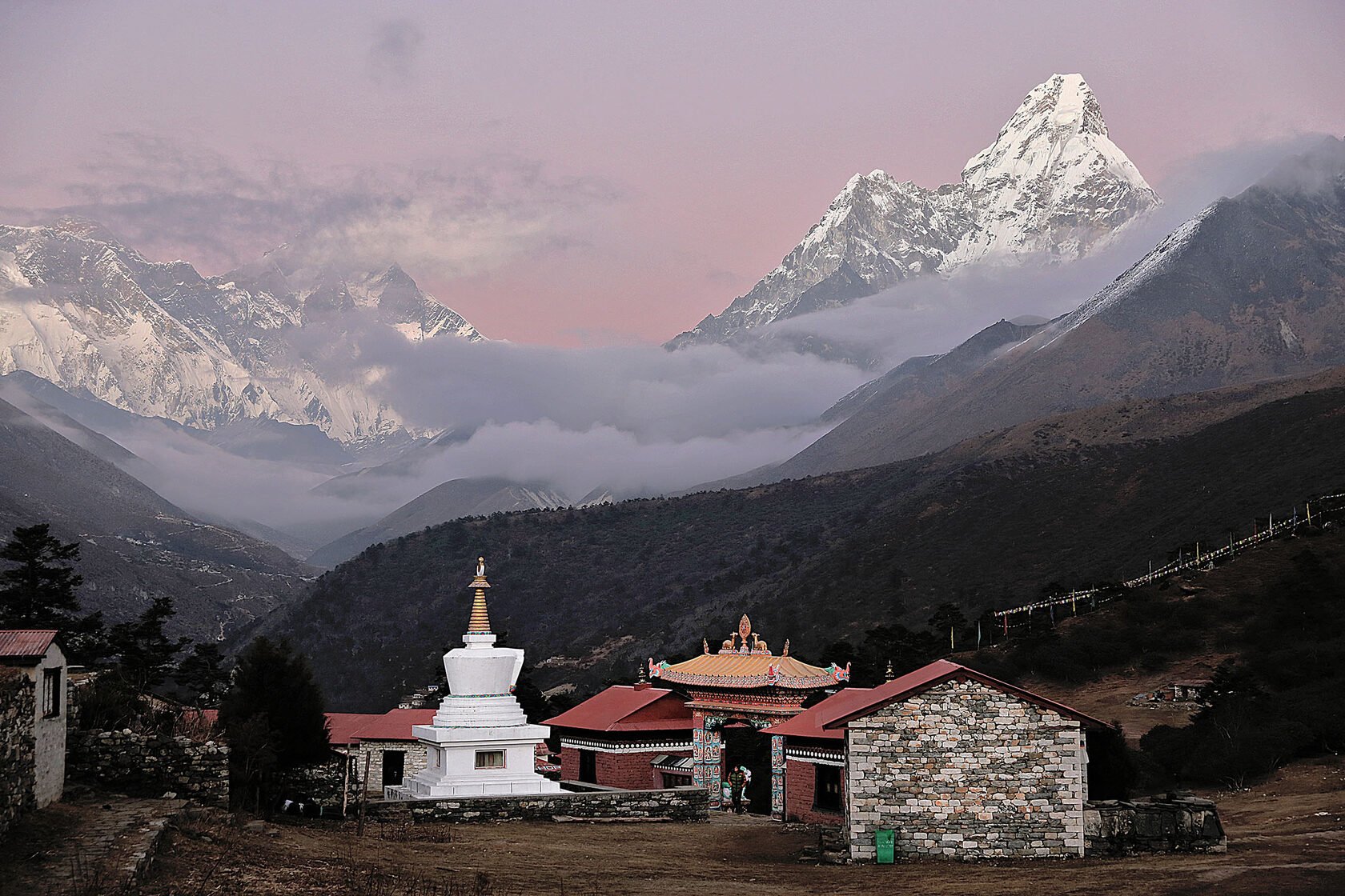 Непал шри. Катманду Непал горы. Тенгбоче (монастырь). Непал Гималаи. Горы Гималаи и Тибет.