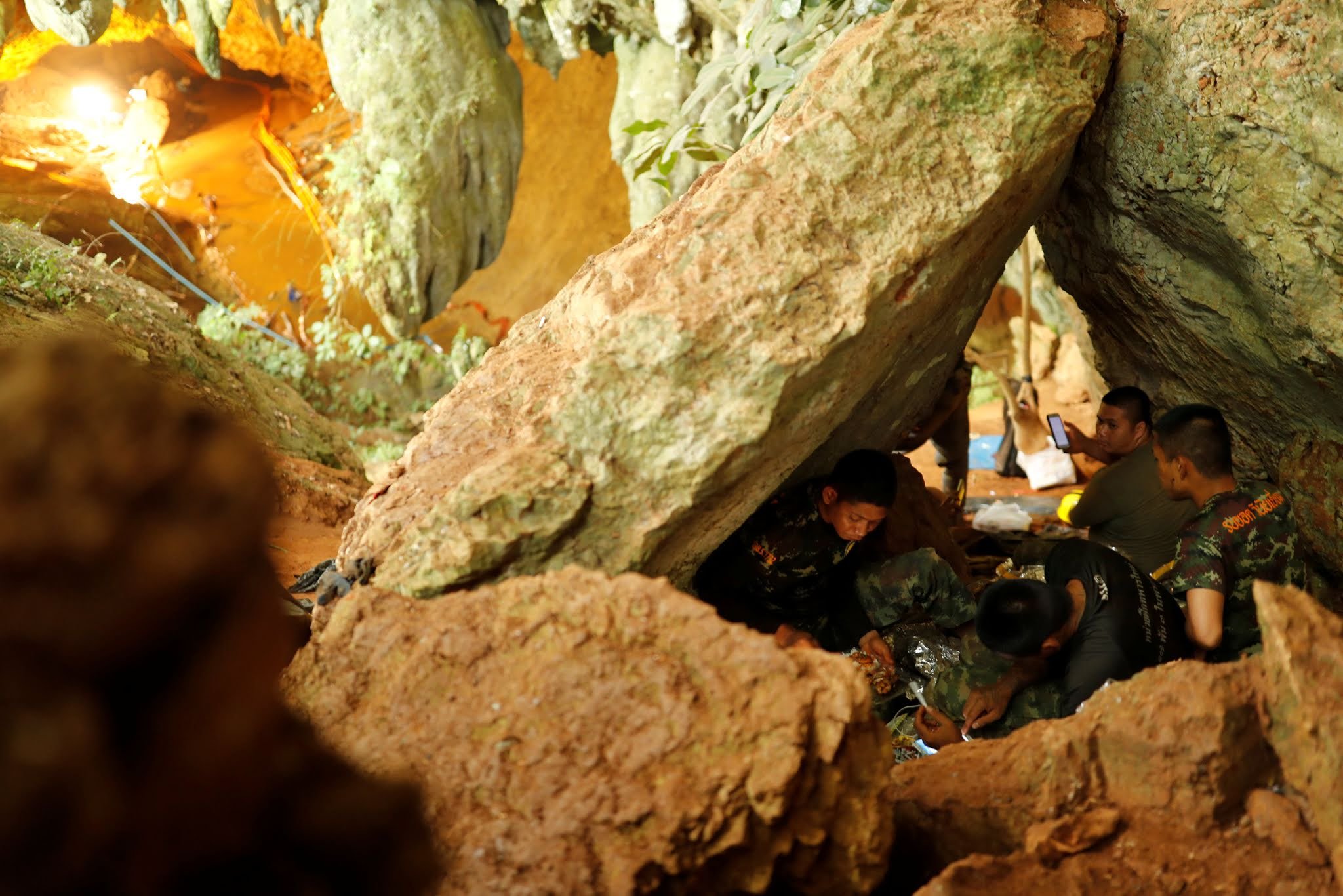 Пещера нати. Пещера Тхам Луанг. Пещера Тхам Луанг в Таиланде. ЛОВУШКА В пещере.