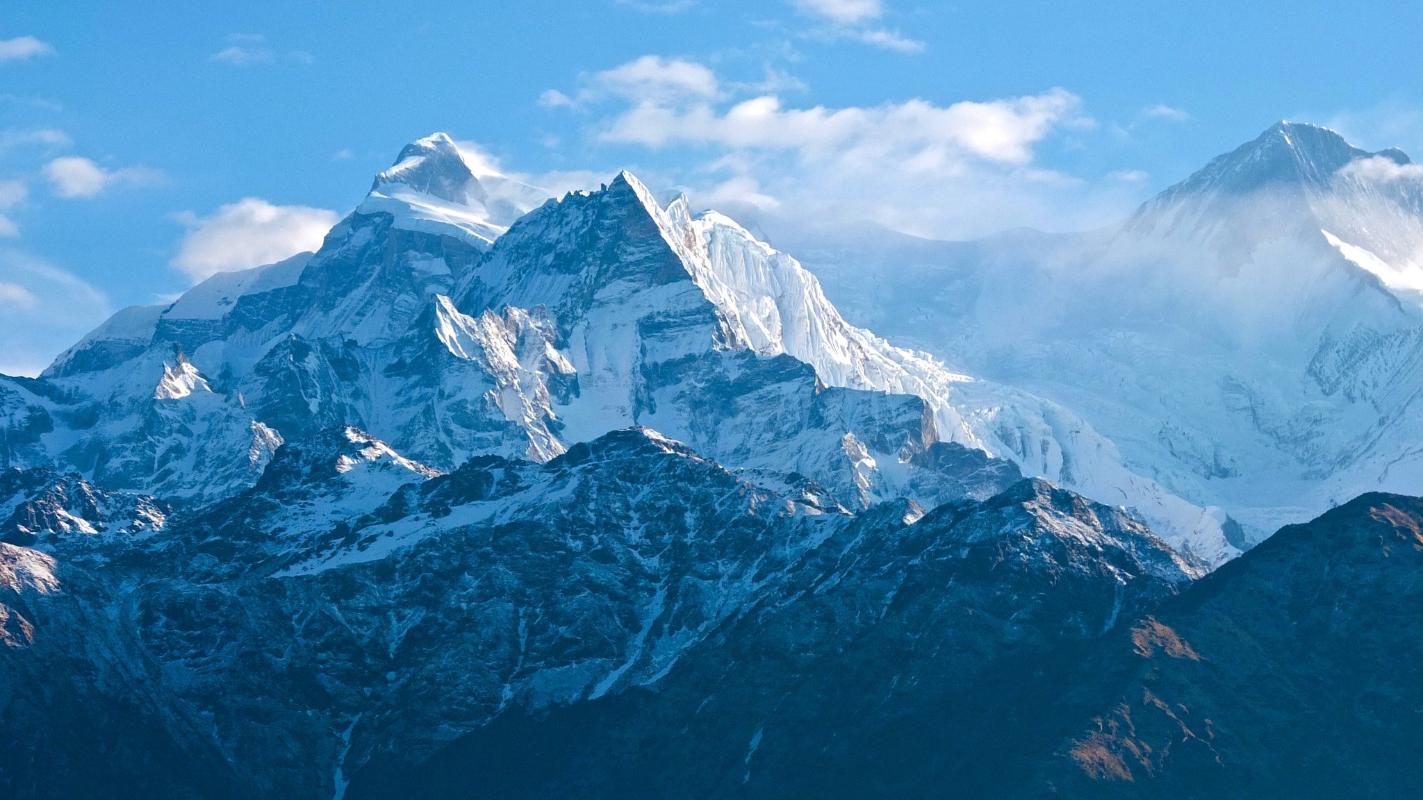 Гималаи в 6. Гора Аннапурна Эверест. Гималаи Эверест с самолета. Непал Гималаи Аннапурна. Гималаи самые высокие горы в мире.