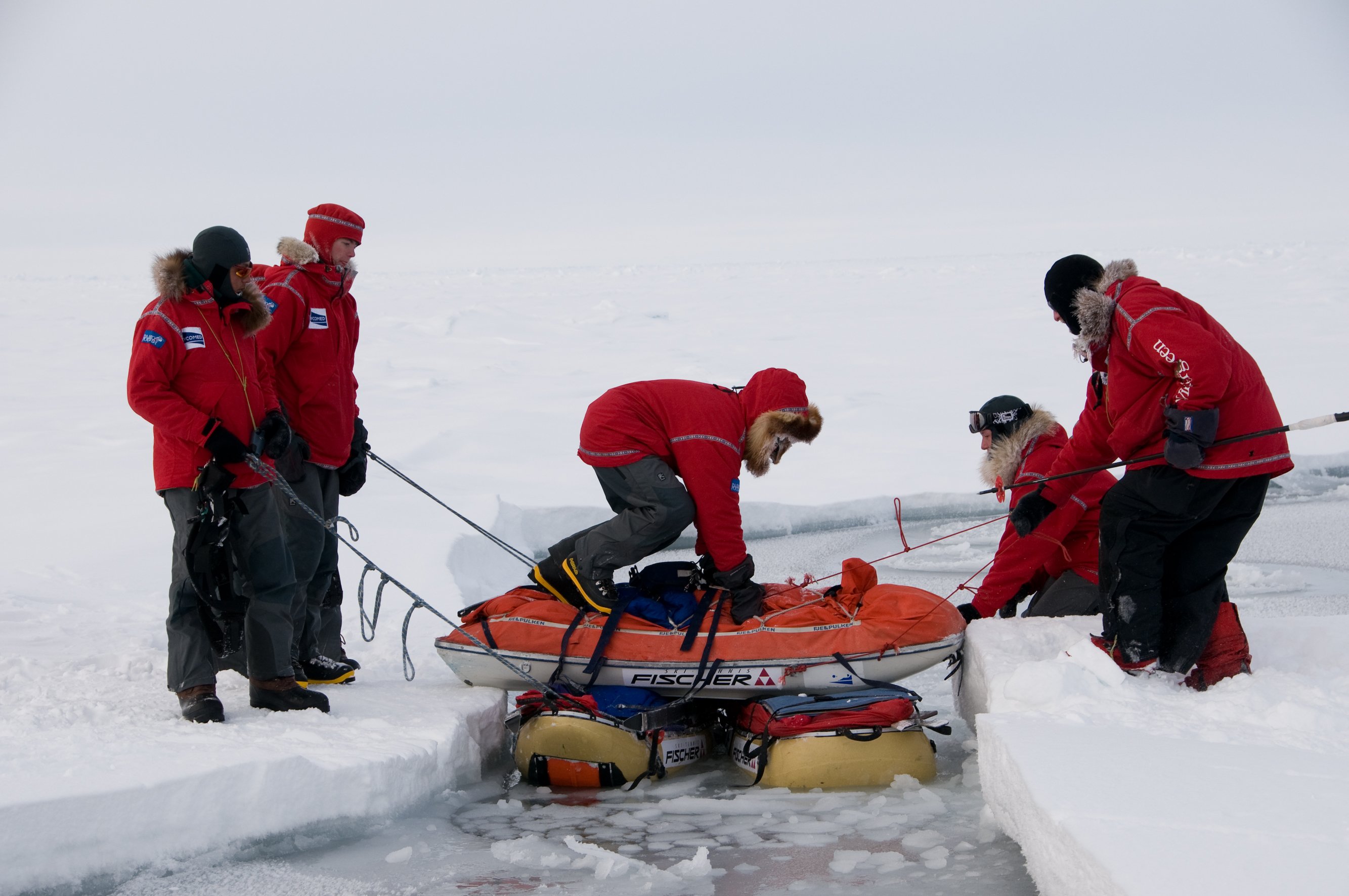 Экспедиции новый год. Экспедиция с Матвеем Шпаро на Северный полюс.