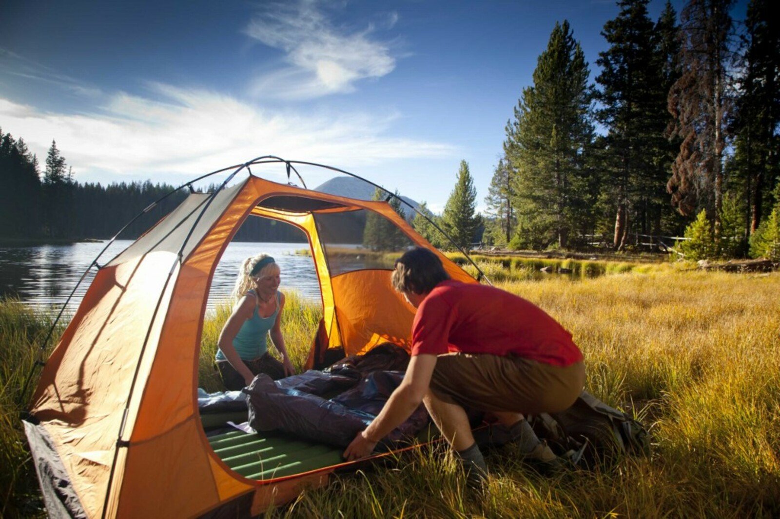 When we go camping. Палатка Camping Tents 2905. Поход с палатками. Туризм с палатками. Люди в палатке.