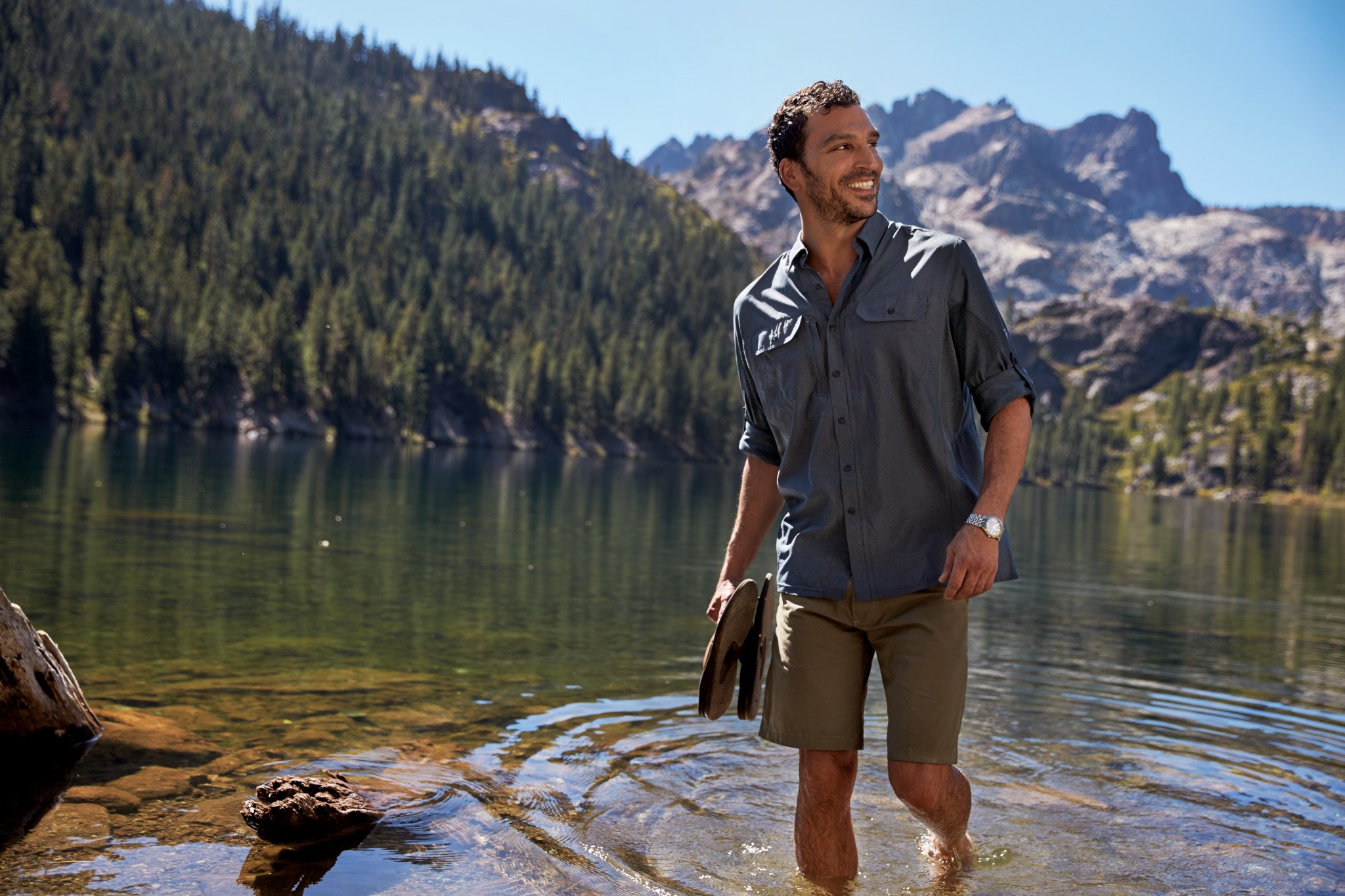 Camp men. Mountain man одежда. Образ для кемпинга мужской. Мужской стиль одежды Summer. Hiker man.