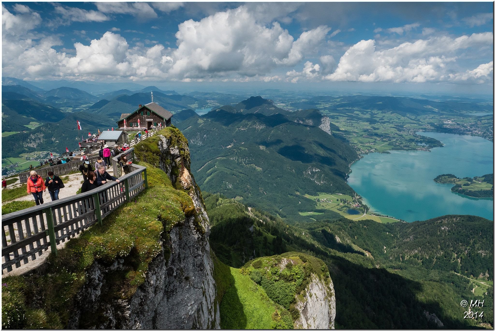 Beautiful place. Шафберг Австрия. Гора Шафберг. Шафберг Швейцария. Гора Шафберг, регион Зальцкаммергут, Австрия.